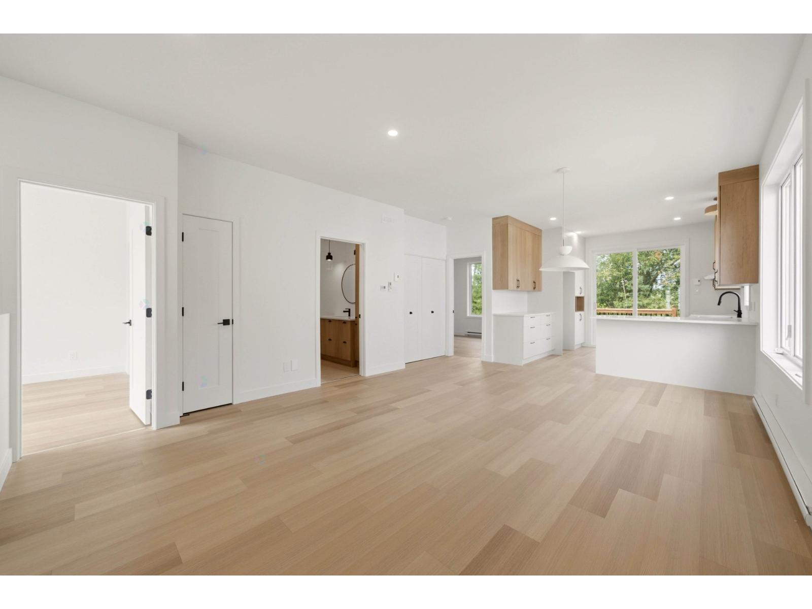 1505 Rue Bernier Property Photo 8