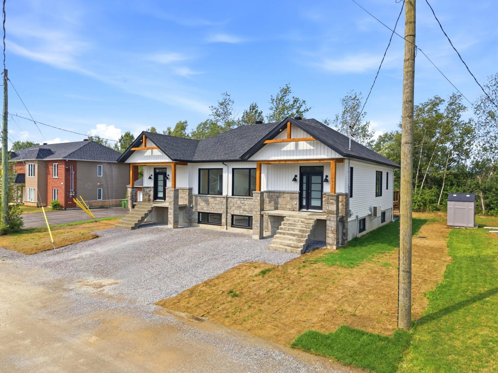 1505 Rue Bernier Property Photo 40