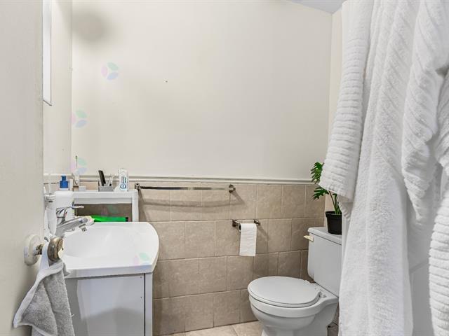 1628 Av. De Seaforth Property Photo 11