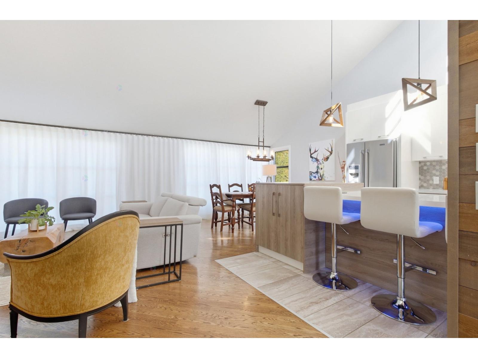 77 Rue Binette Property Photo 8