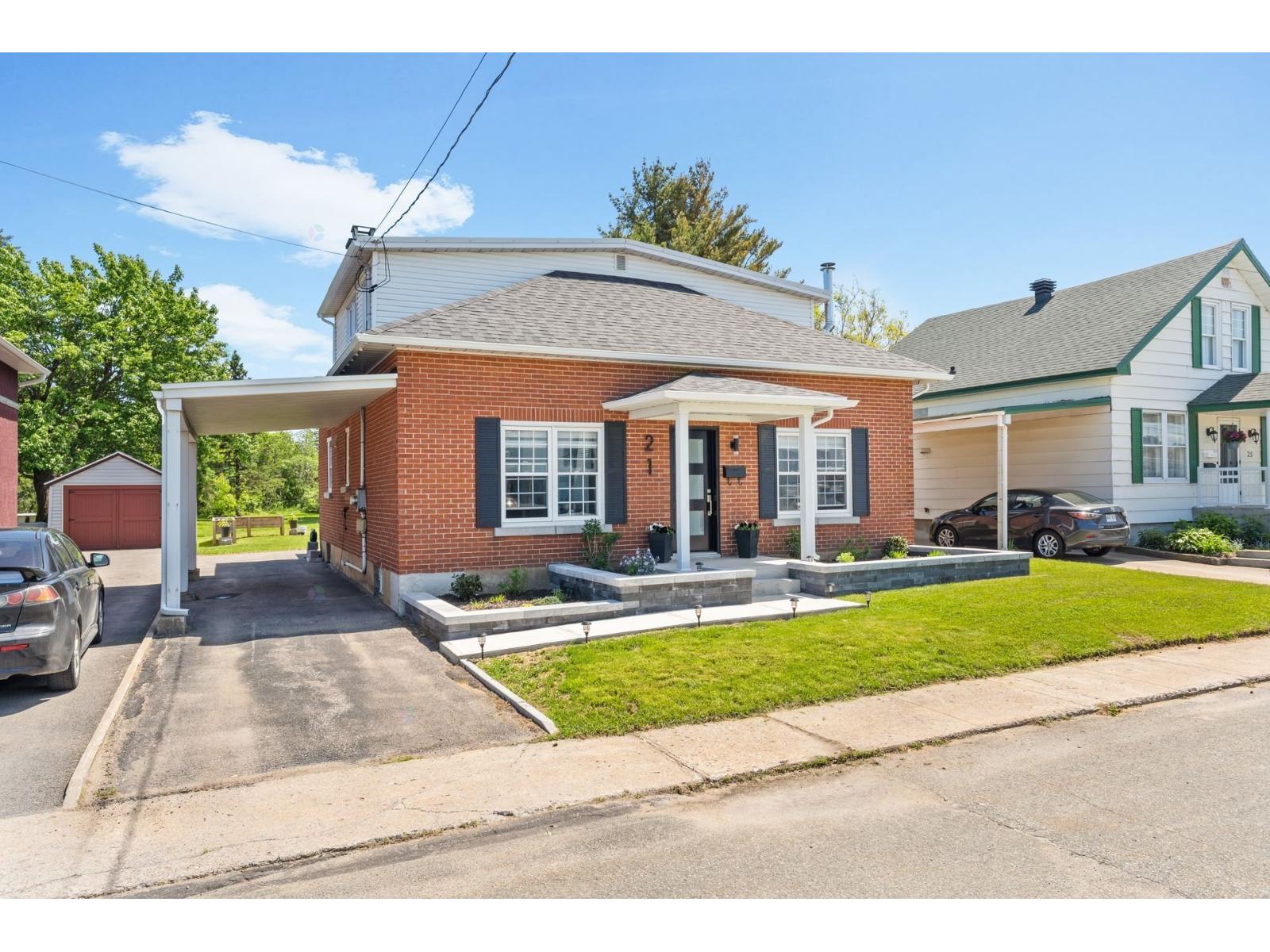 21 Rue Vachon