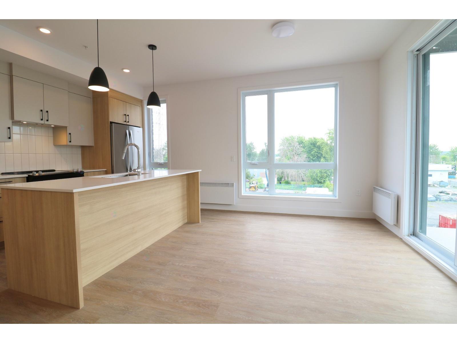 250 Rue Émond, #409 Property Photo 6