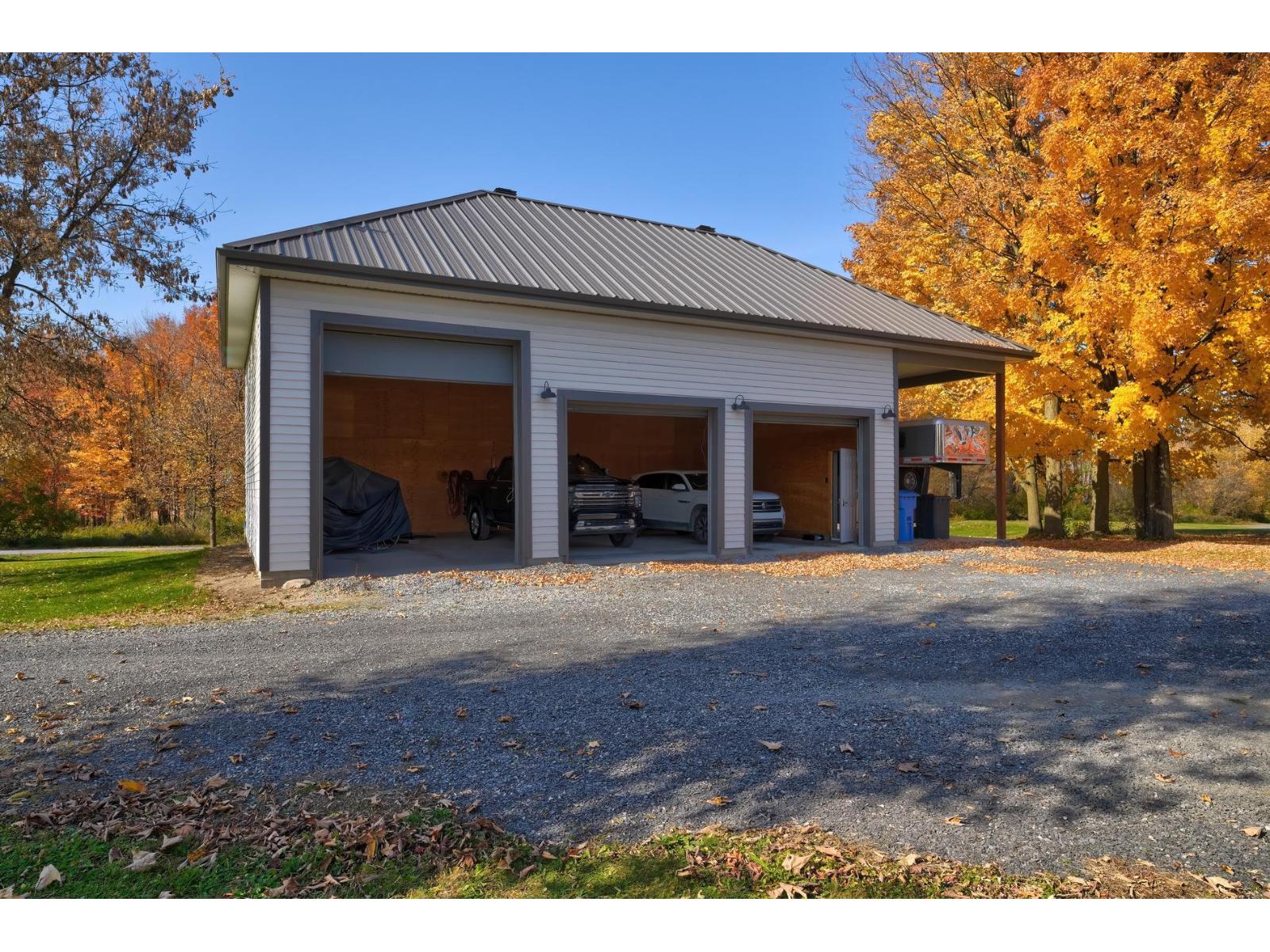 633z Ch. Hallé E. Property Photo 28