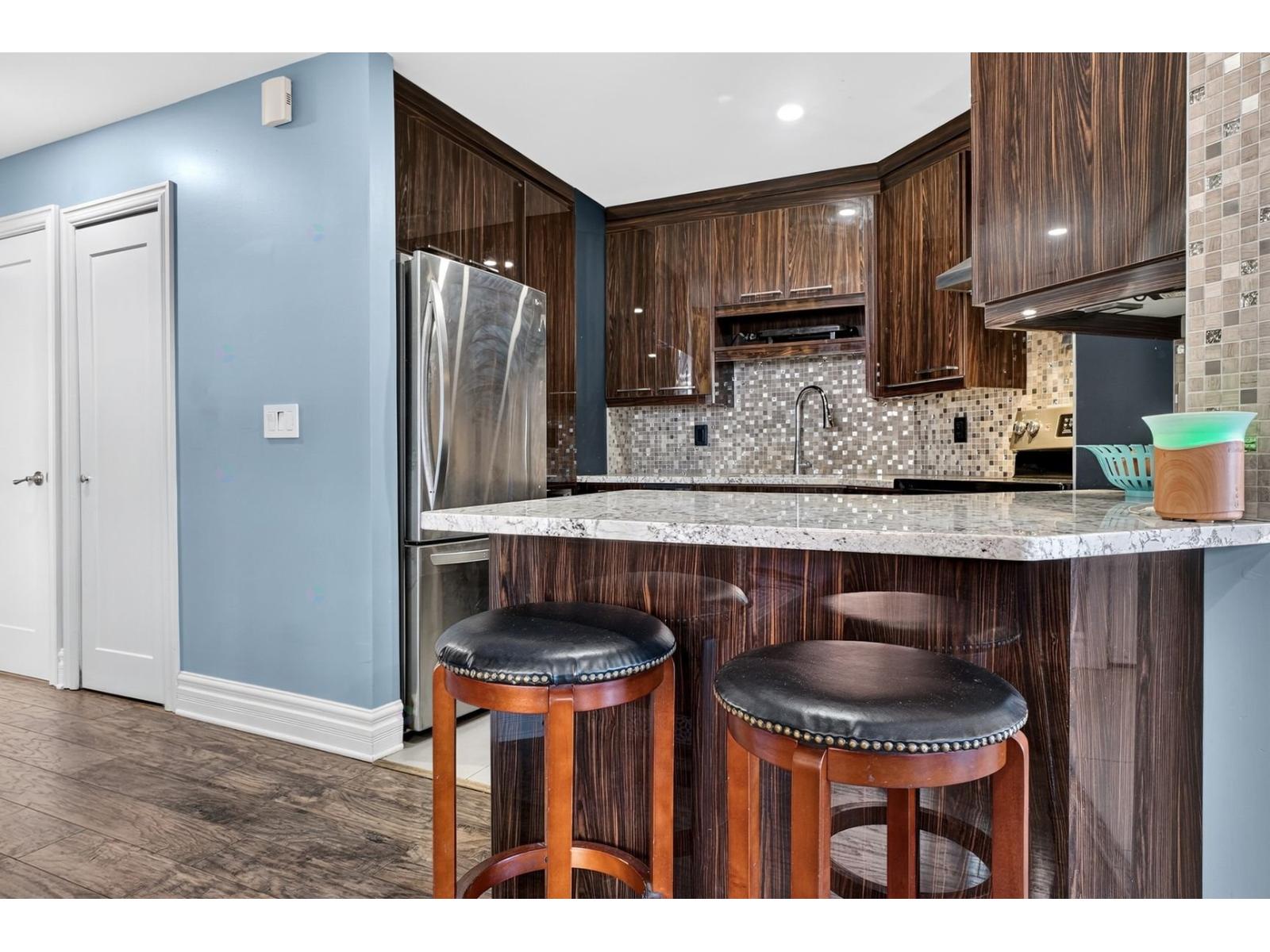 7158 Imp. De L'eau-vive Property Photo 10