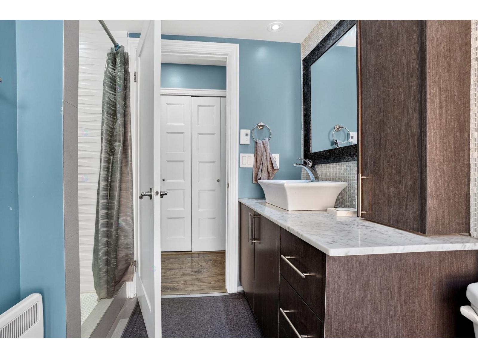 7158 Imp. De L'eau-vive Property Photo 19