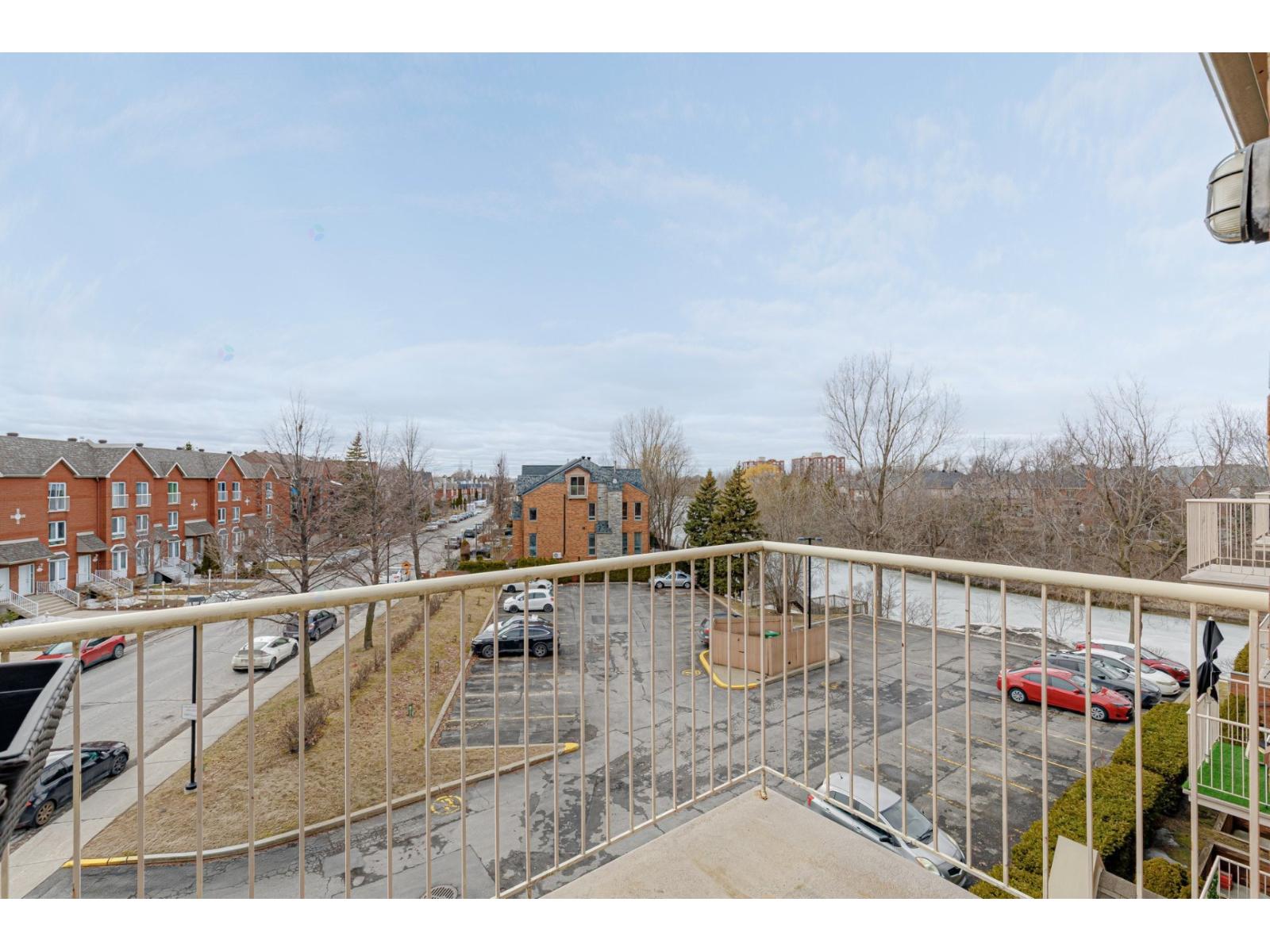 10031 Prom. Des Riverains, #301 Property Photo 27
