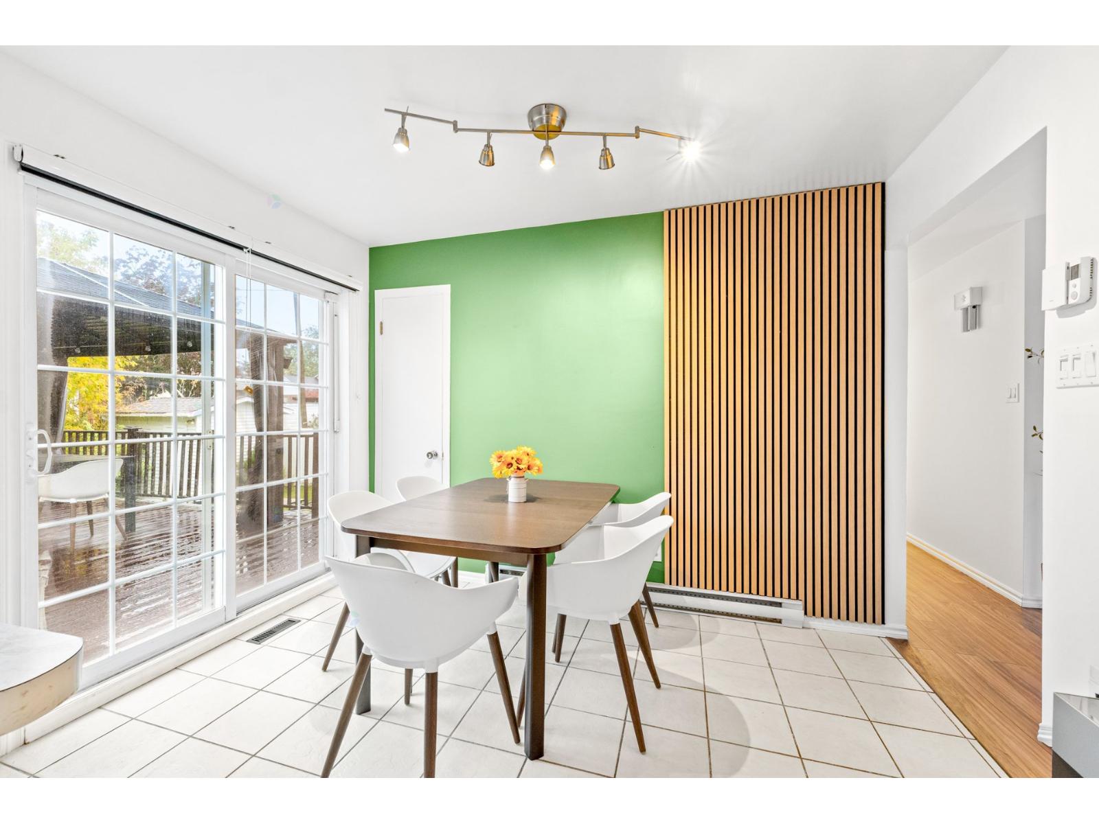 1117 Rue Dufort Property Photo 4