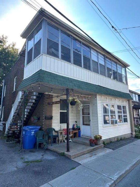 19-19a Rue St-pierre Property Photo 1