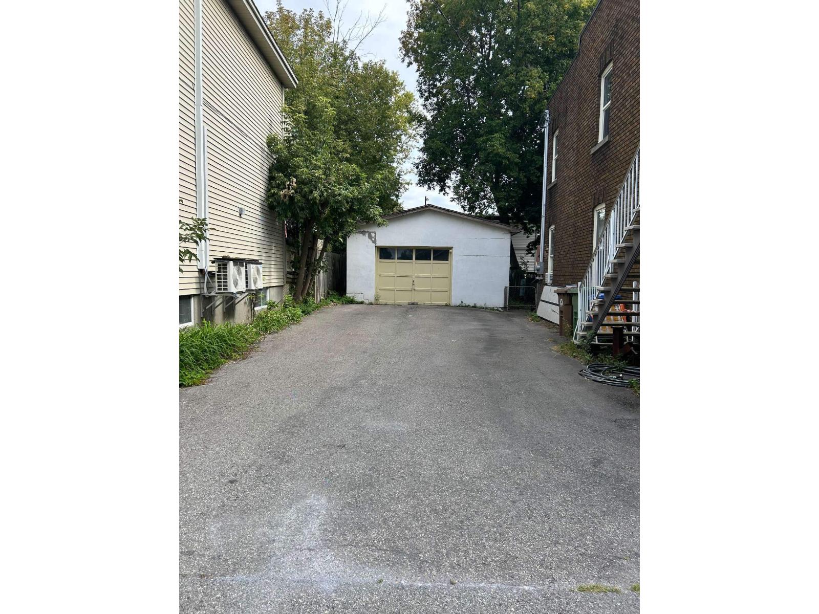 19-19a Rue St-pierre Property Photo 4