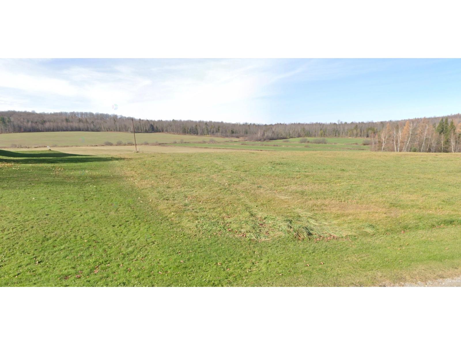 8044 8e Rang S. Property Photo 8