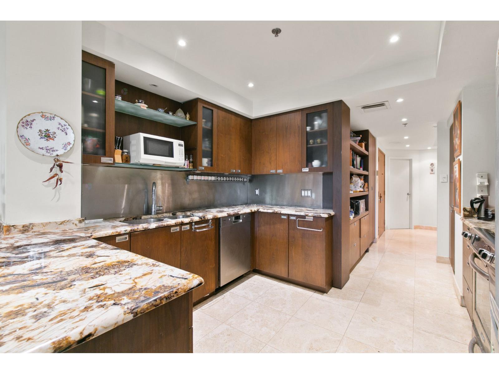2500 Av. Pierre-dupuy, #211 Property Photo 8