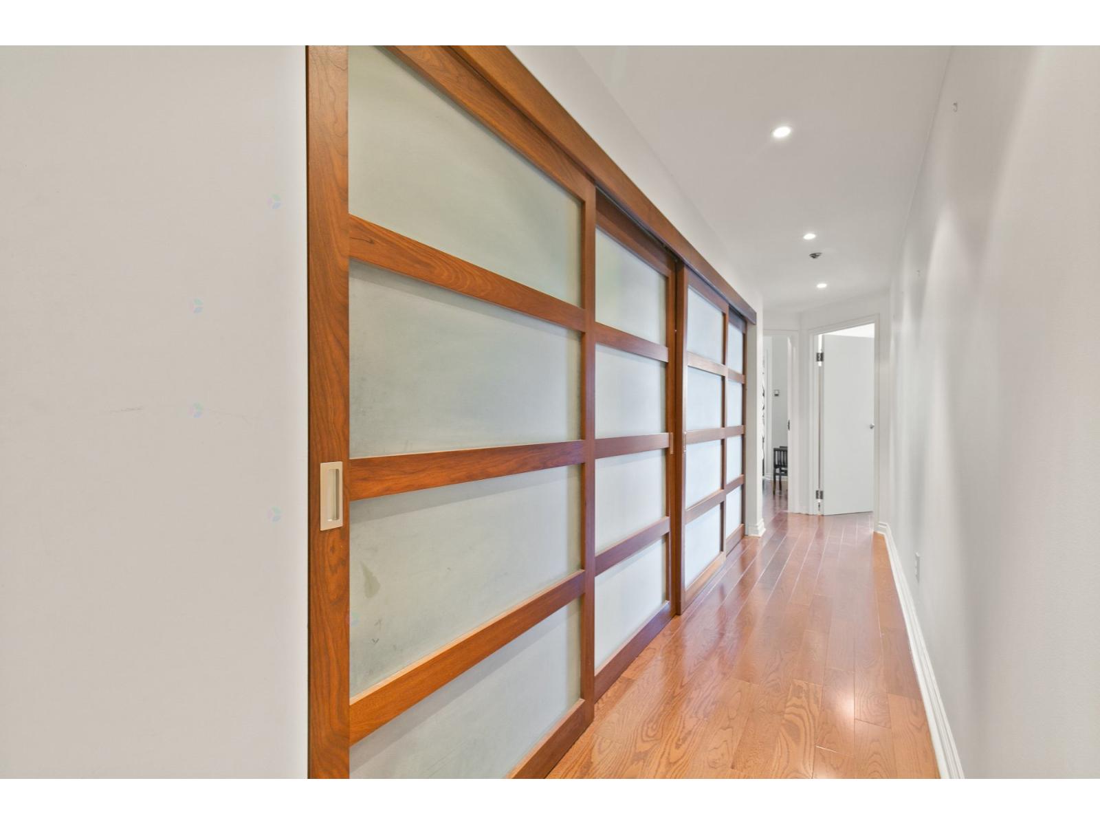 2500 Av. Pierre-dupuy, #211 Property Photo 11