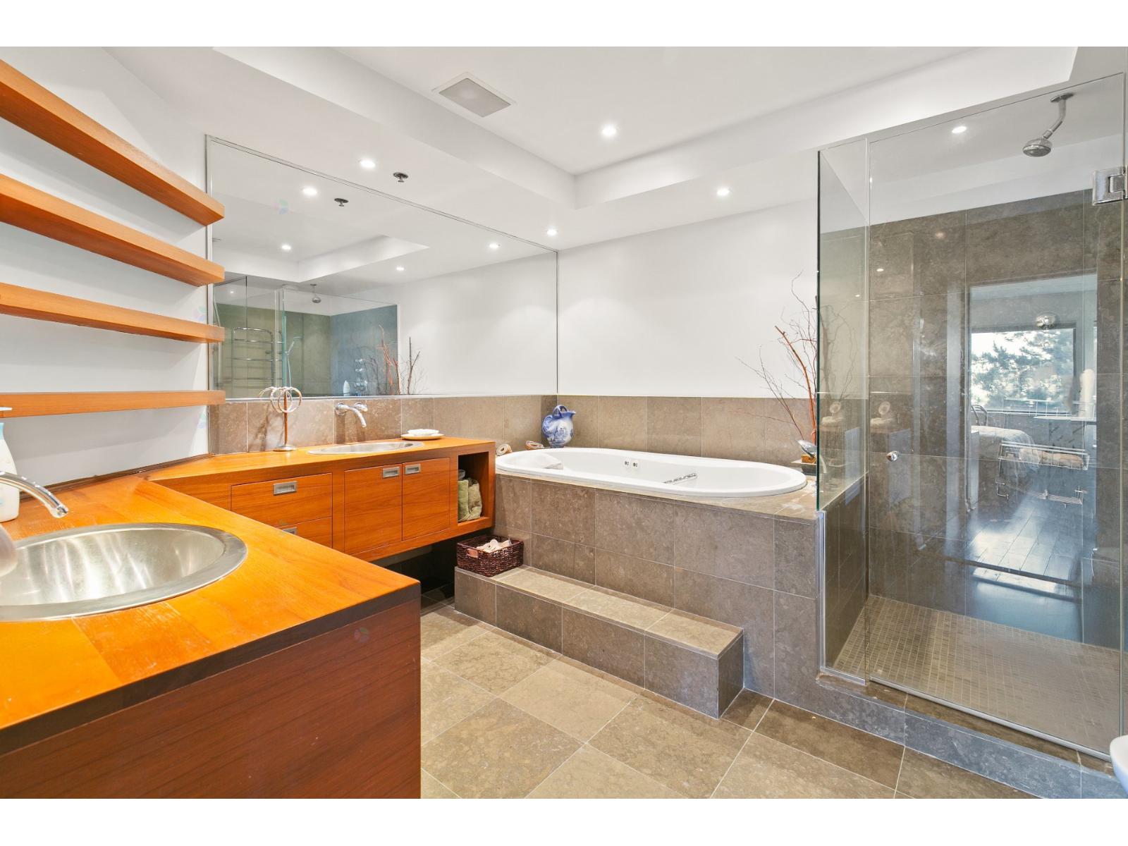 2500 Av. Pierre-dupuy, #211 Property Photo 13