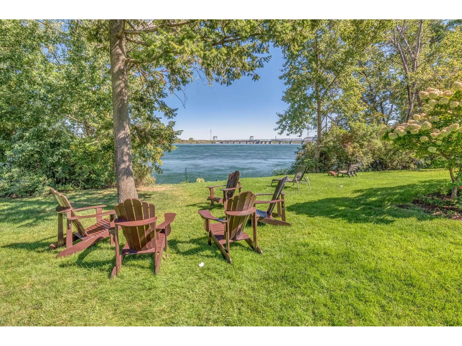 2500 Av. Pierre-dupuy, #211 Property Photo 22