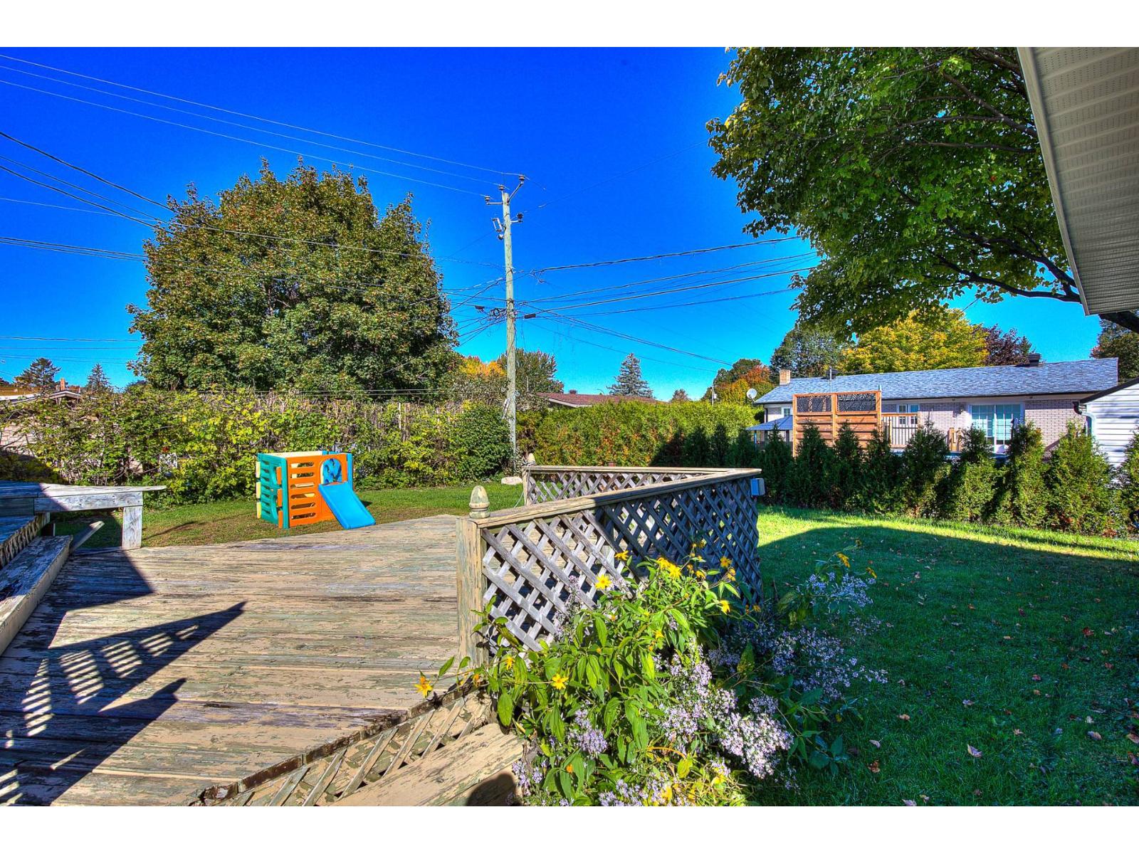 12 Rue Lauzon Property Photo 15