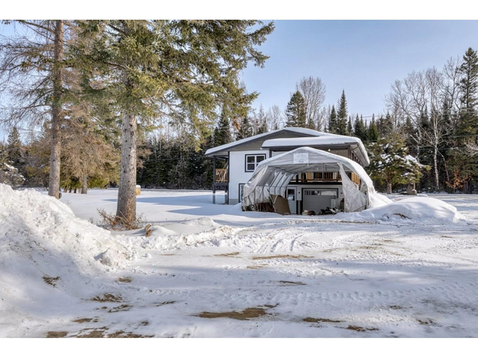 601 Rg Des Venne Property Photo 26
