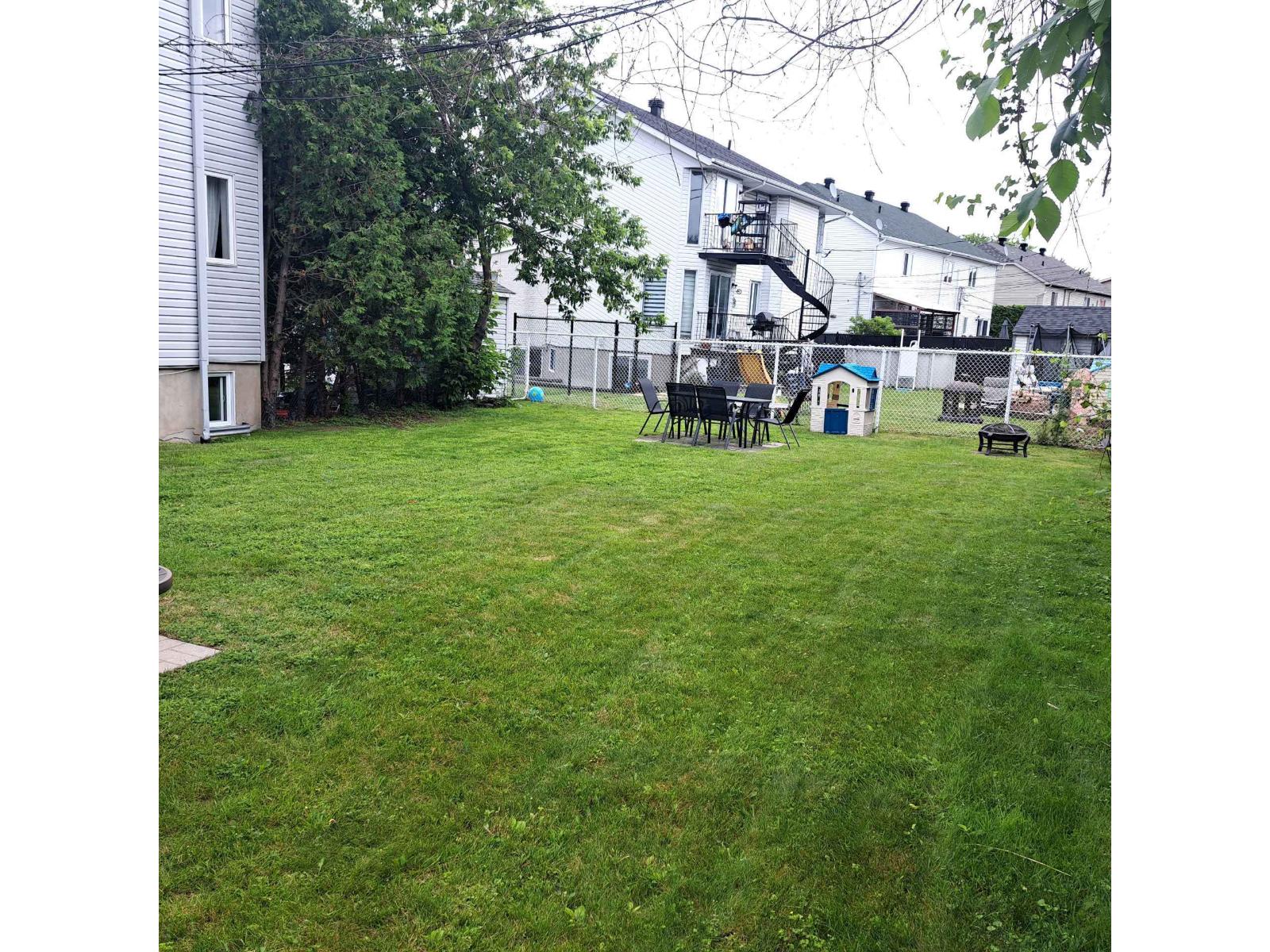 5027 Rue Des Ormes Property Photo 3