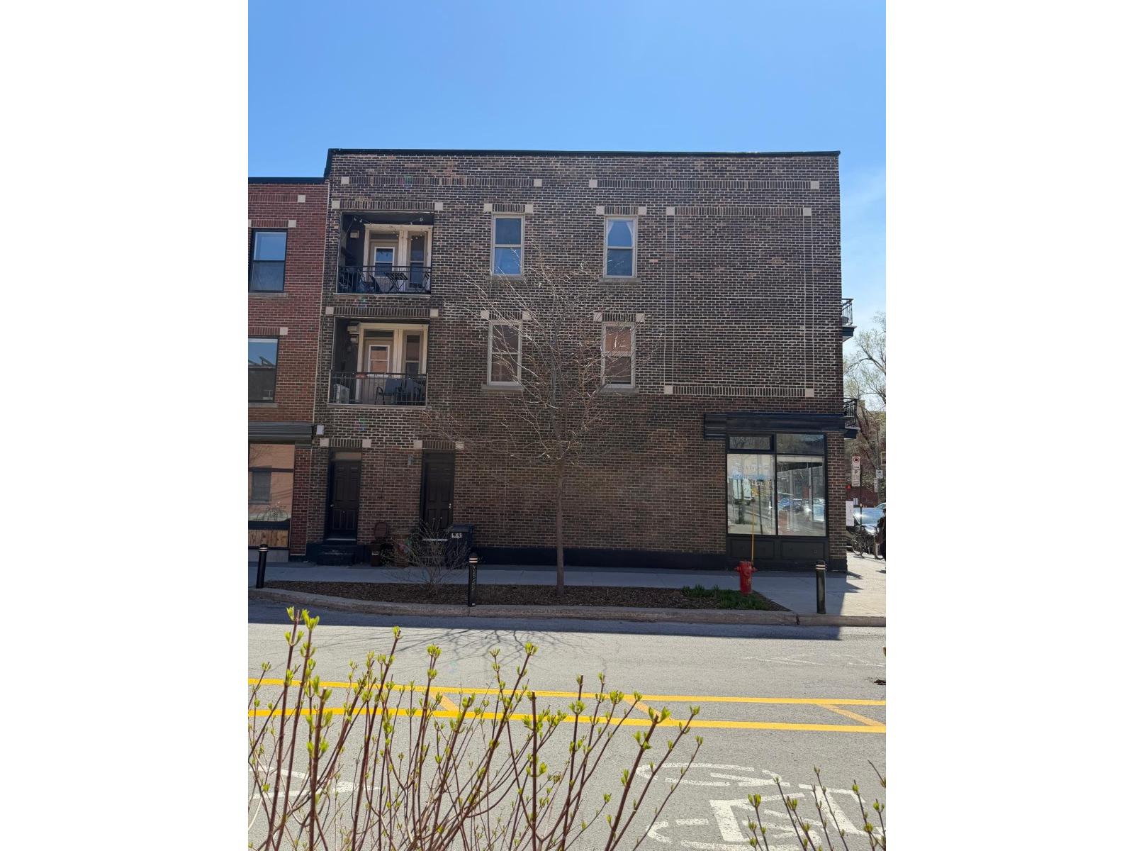 5059-5071 Av. Papineau Property Photo 4