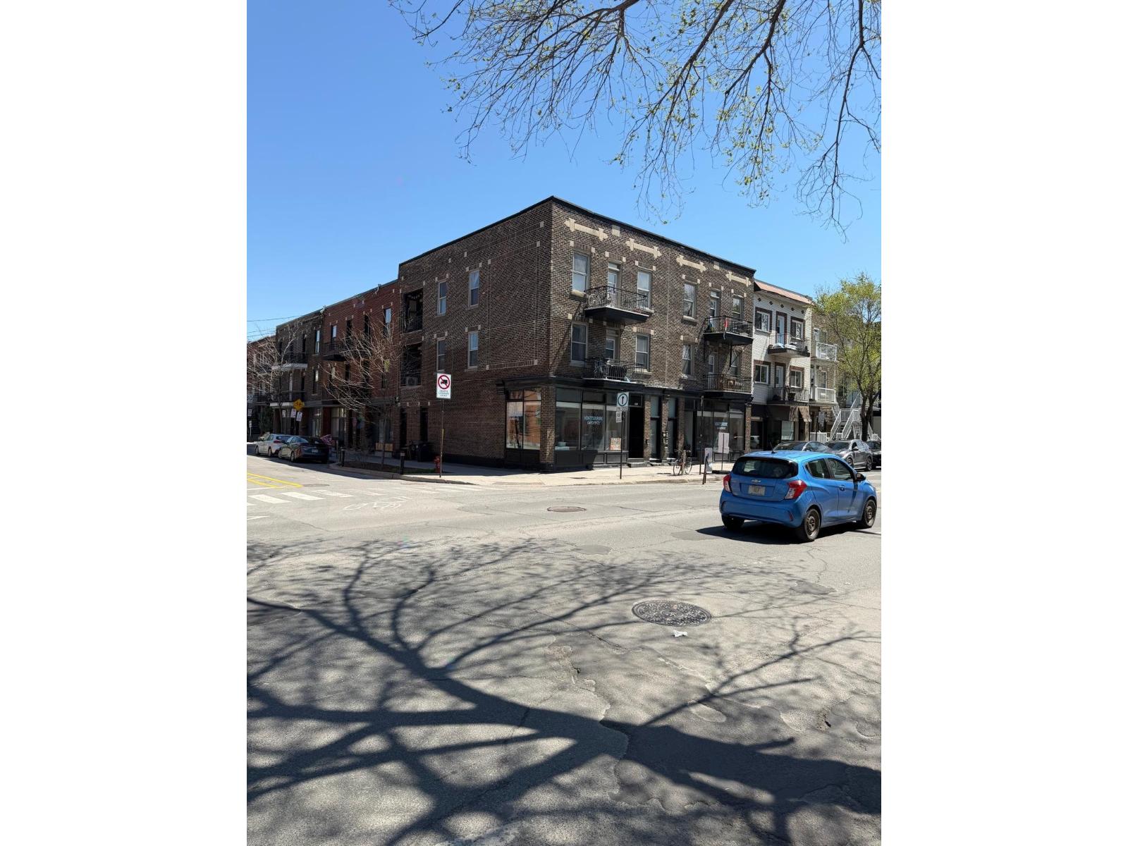 5059-5071 Av. Papineau Property Photo 5