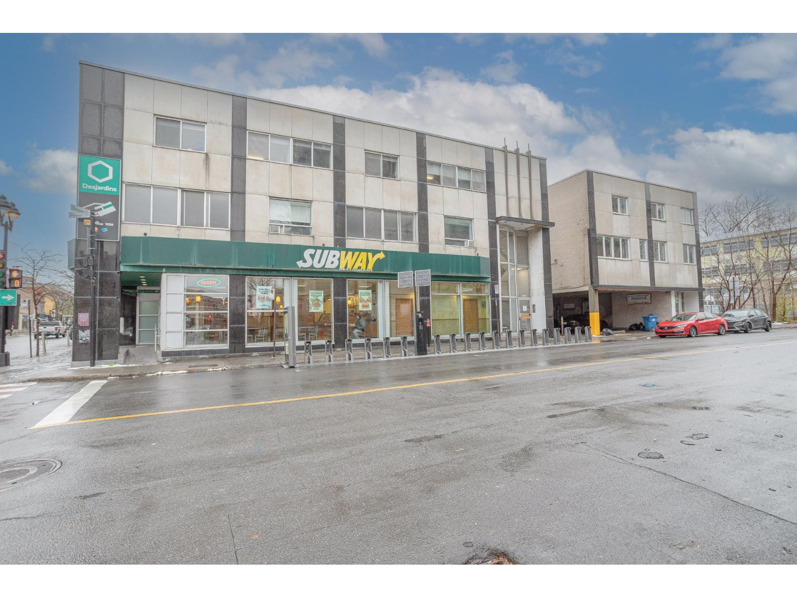 2006 Rue Plessis, #200 Property Photo 1