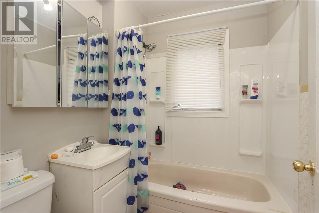 110 King Property Photo 24
