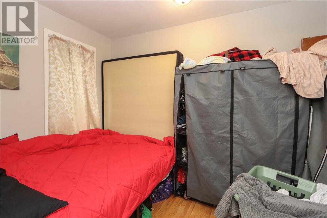 110 King Property Photo 28