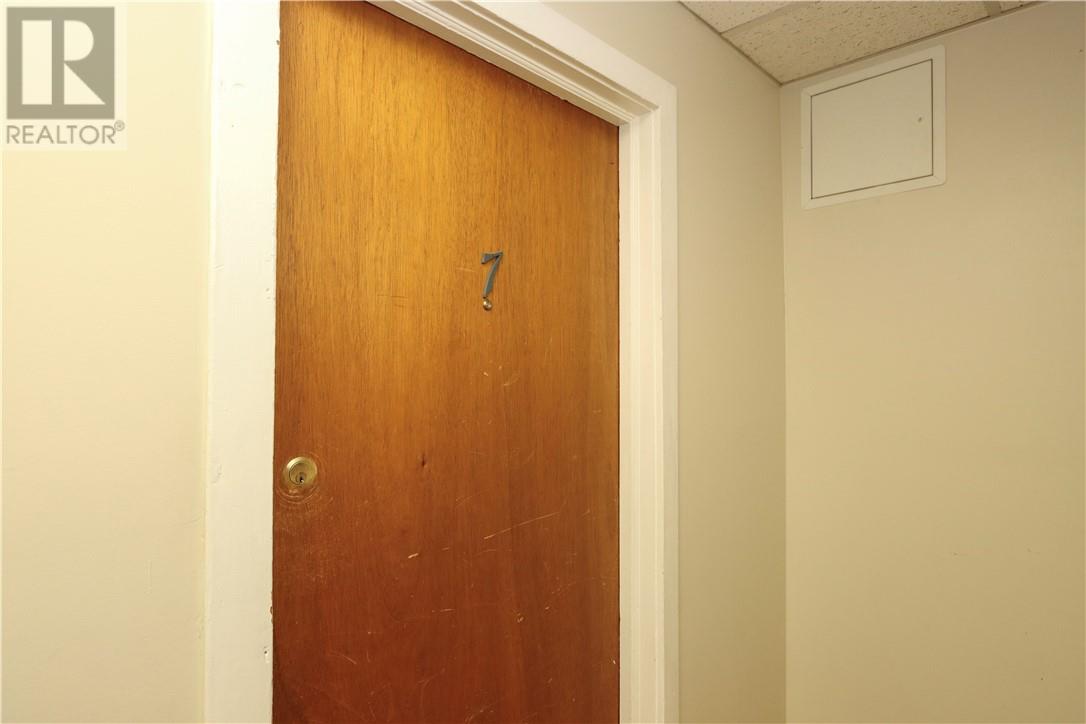 110 King Property Photo 33