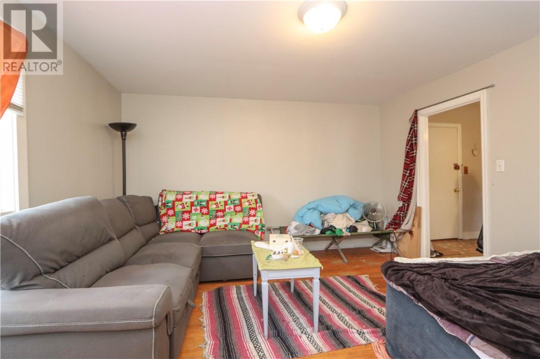 110 King Property Photo 35