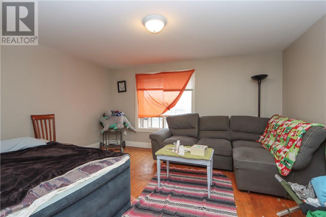 110 King Property Photo 36