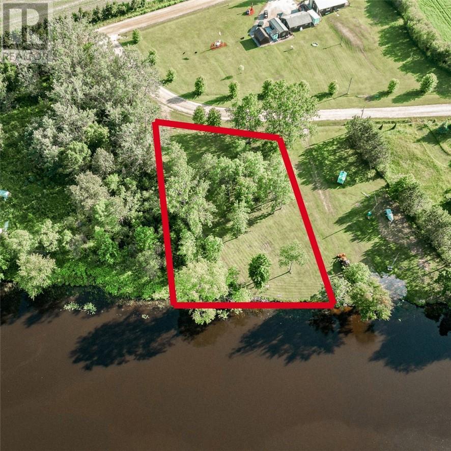 6 Crosby Property Photo 1