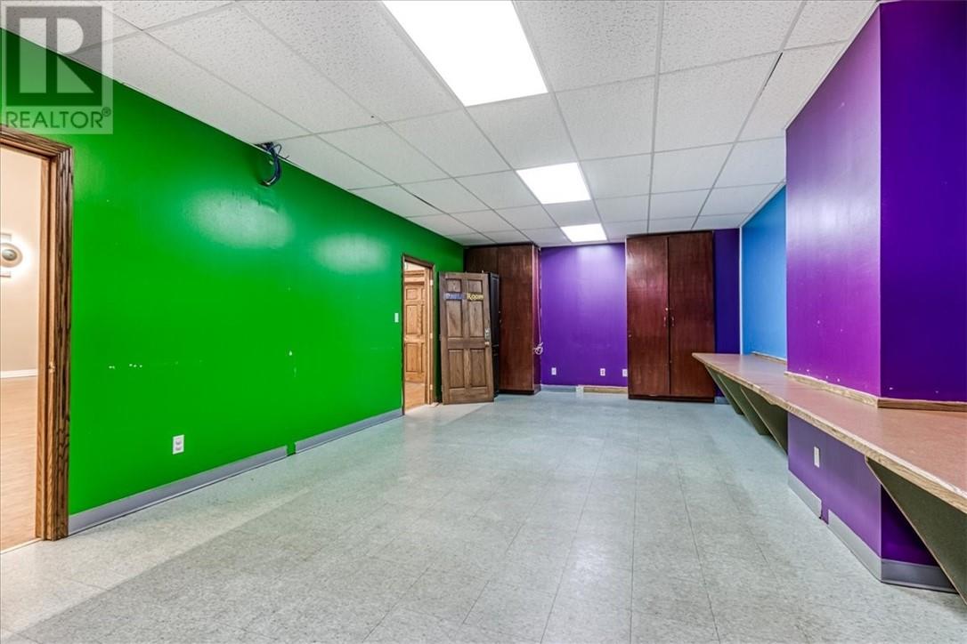 84 Centre Street Property Photo 14
