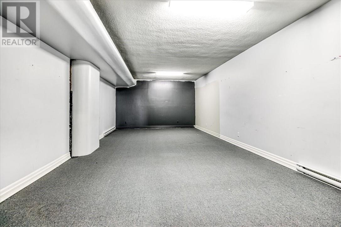 84 Centre Street Property Photo 24
