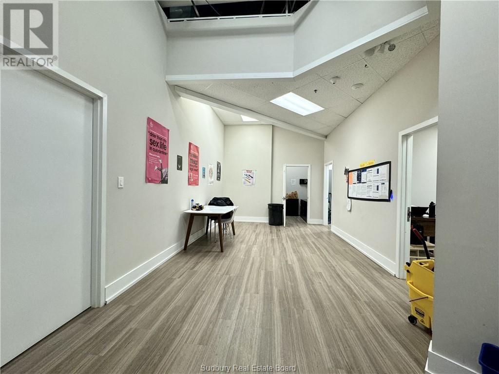 3454 Errington Avenue Property Photo 2