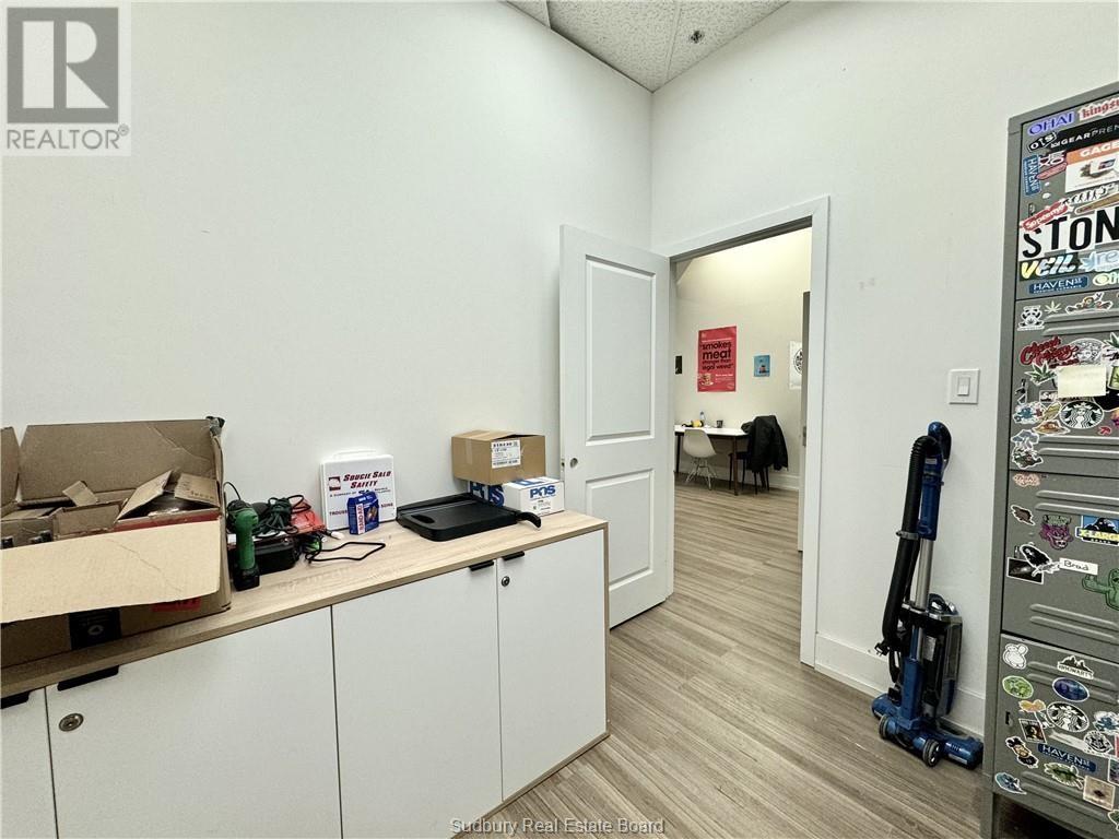 3454 Errington Avenue Property Photo 13