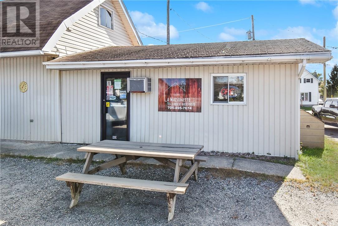 10494-10496 Highway 17 Property Photo 5