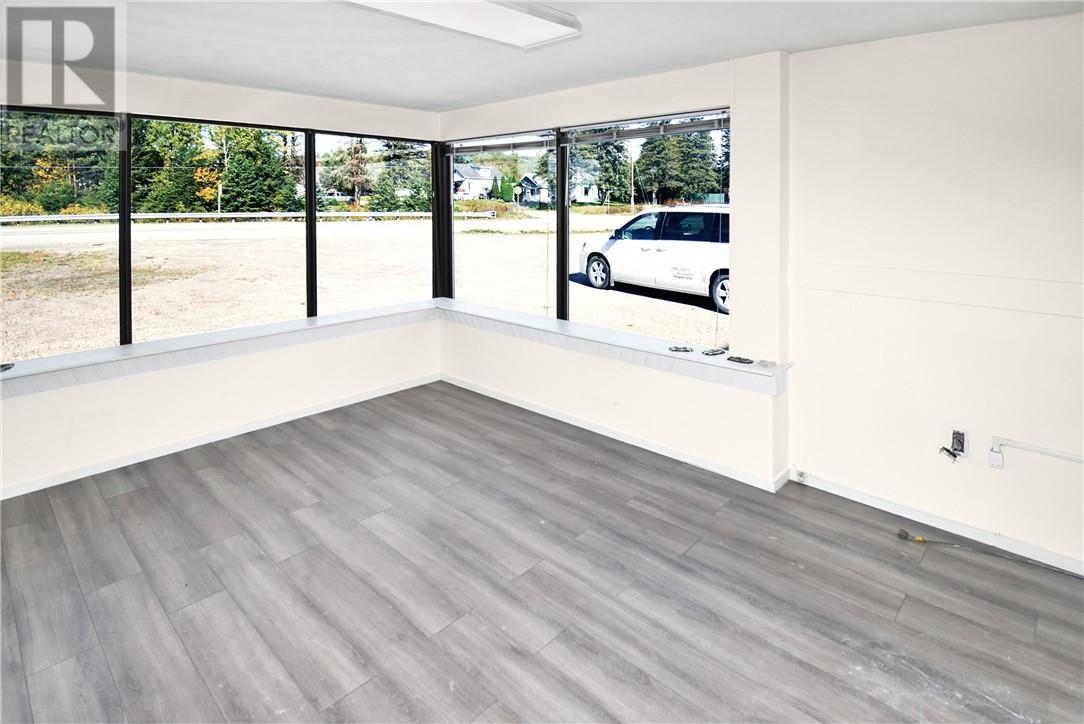 10494-10496 Highway 17 Property Photo 17