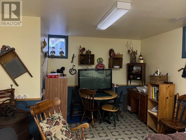 421 Casimir Road Property Photo 23