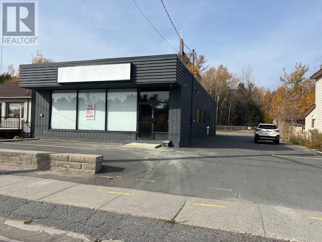 727 Lorne Street Property Photo 1