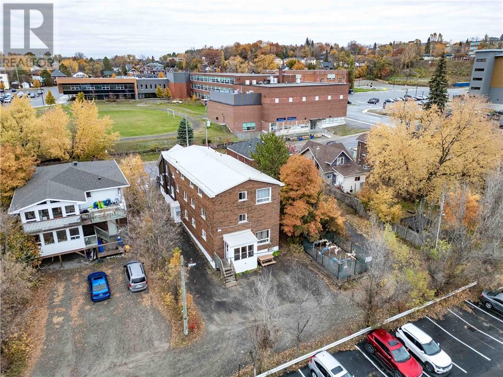 71 Davidson Street Property Photo 4