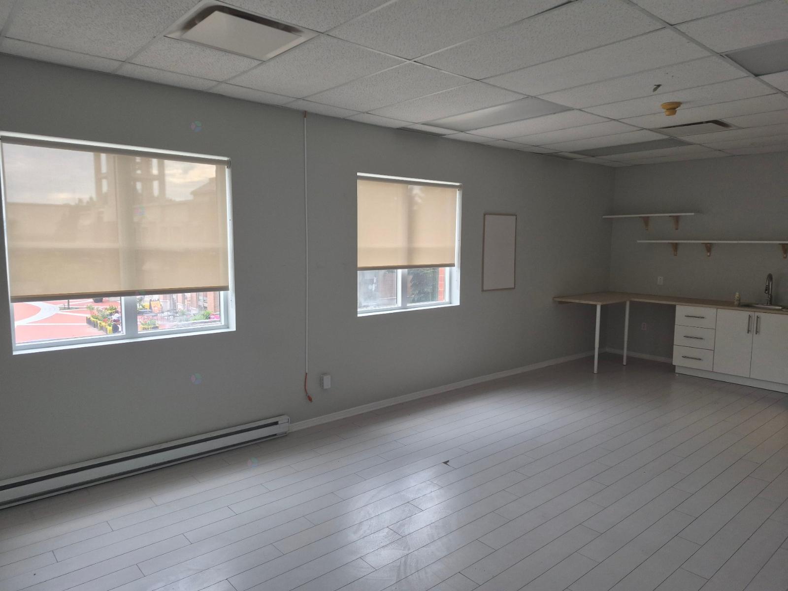 2500 Rue Des Nations, #201 Property Photo 2