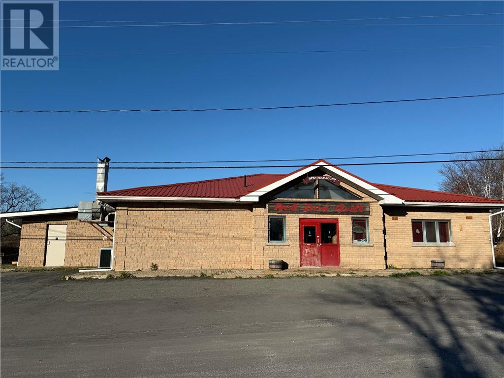 1203 Main Property Photo 3