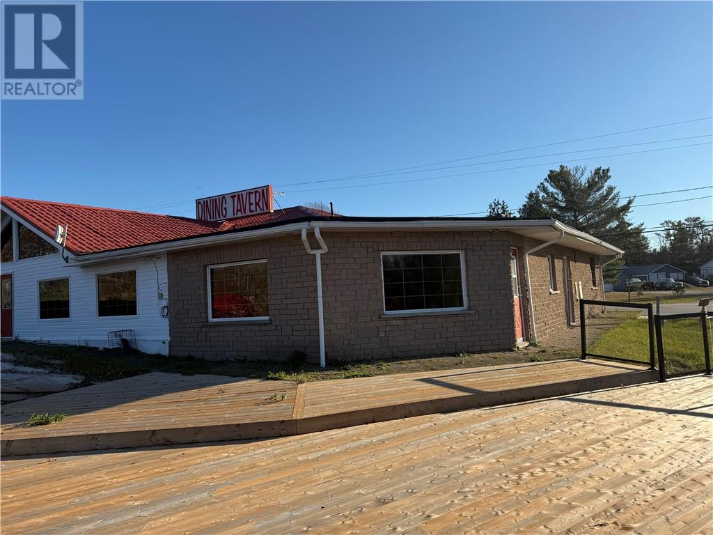 1203 Main Property Photo 7
