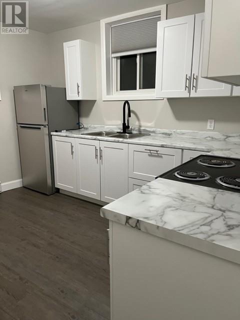 826 Lawson Street Property Photo 3