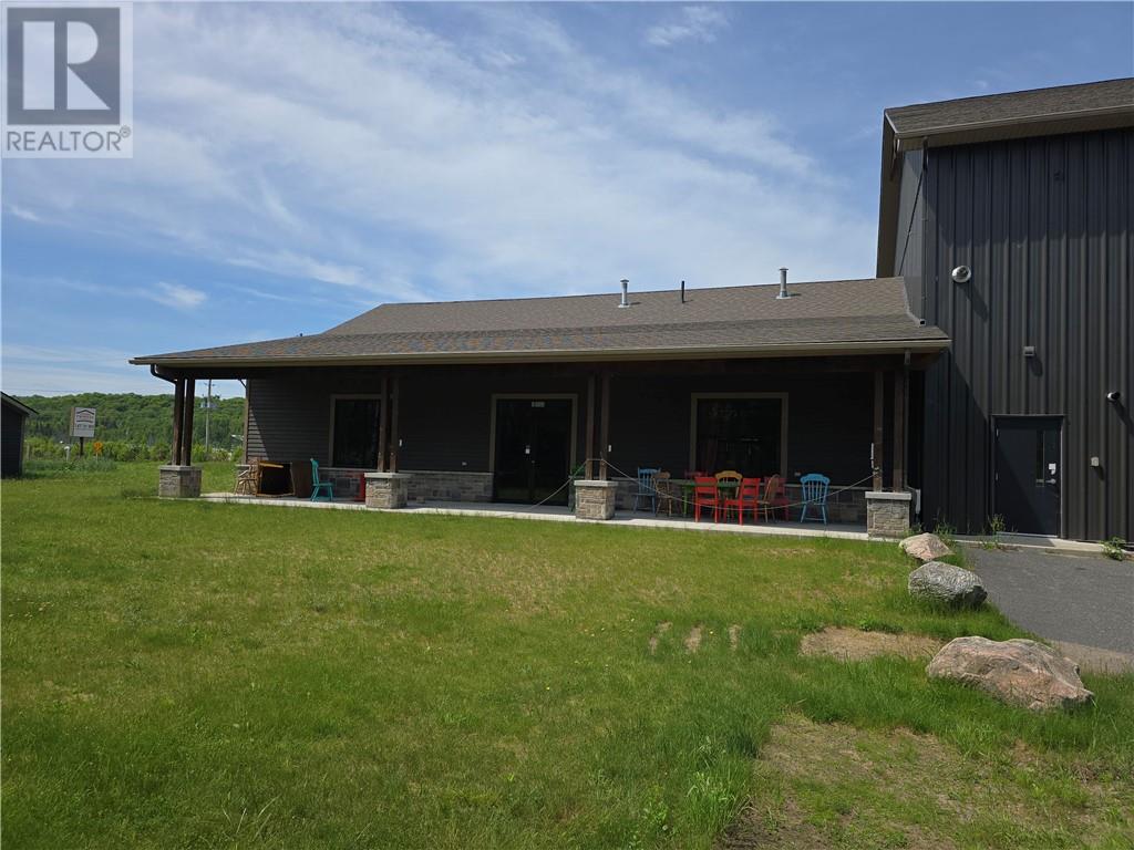 309 Highway 124 Property Photo 11