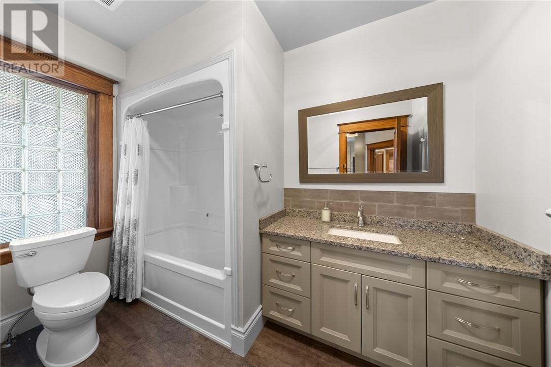 112 Beech Street Unit# Main Unit Property Photo 20