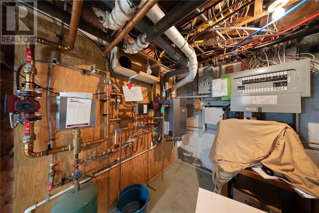 112 Beech Street Unit# Main Unit Property Photo 23