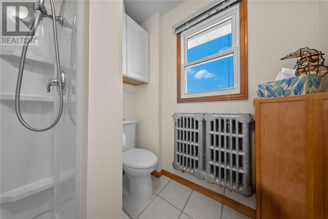 112 Beech Street Unit# Main Unit Property Photo 37