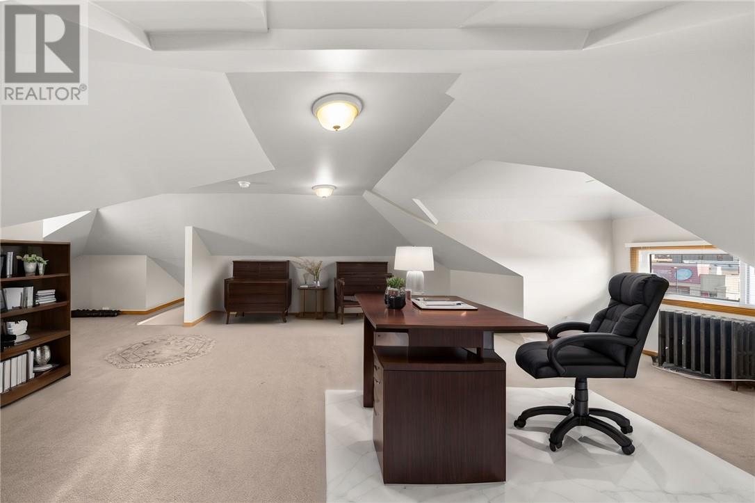 112 Beech Street Unit# Main Unit Property Photo 41