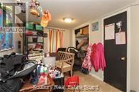 335 Frood Road Property Photo 25