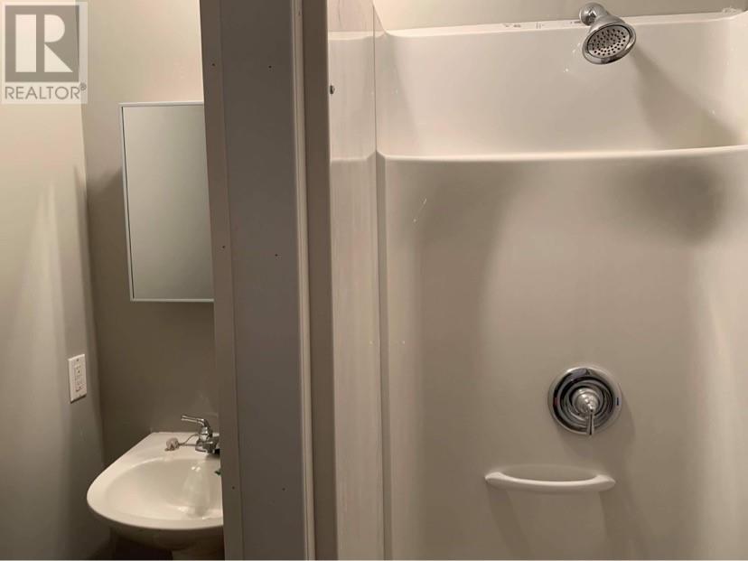 12 & 14 George Walk Property Photo 12
